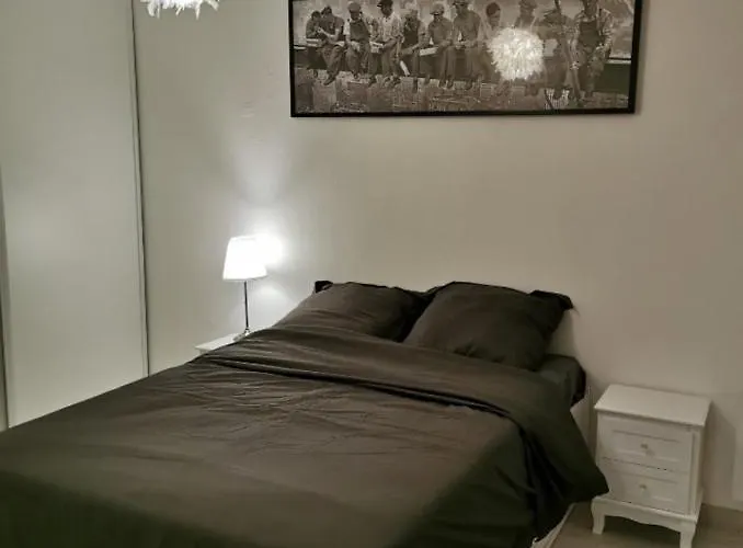 Rooftop Standing Place Carnot * Carcassonne