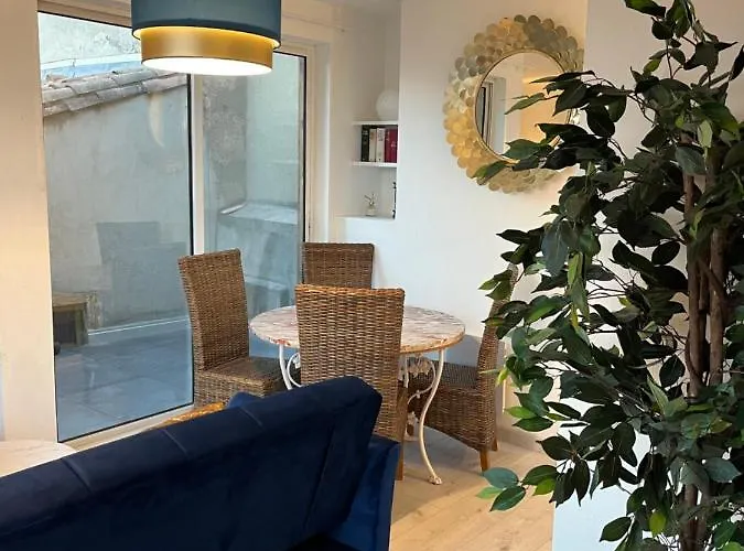 Rooftop Standing Place Carnot * Carcassonne